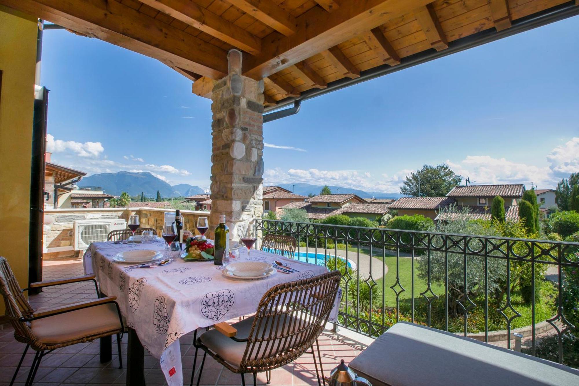 Casa Valtenesi Польпенацце-дель-Гарда Екстер'єр фото