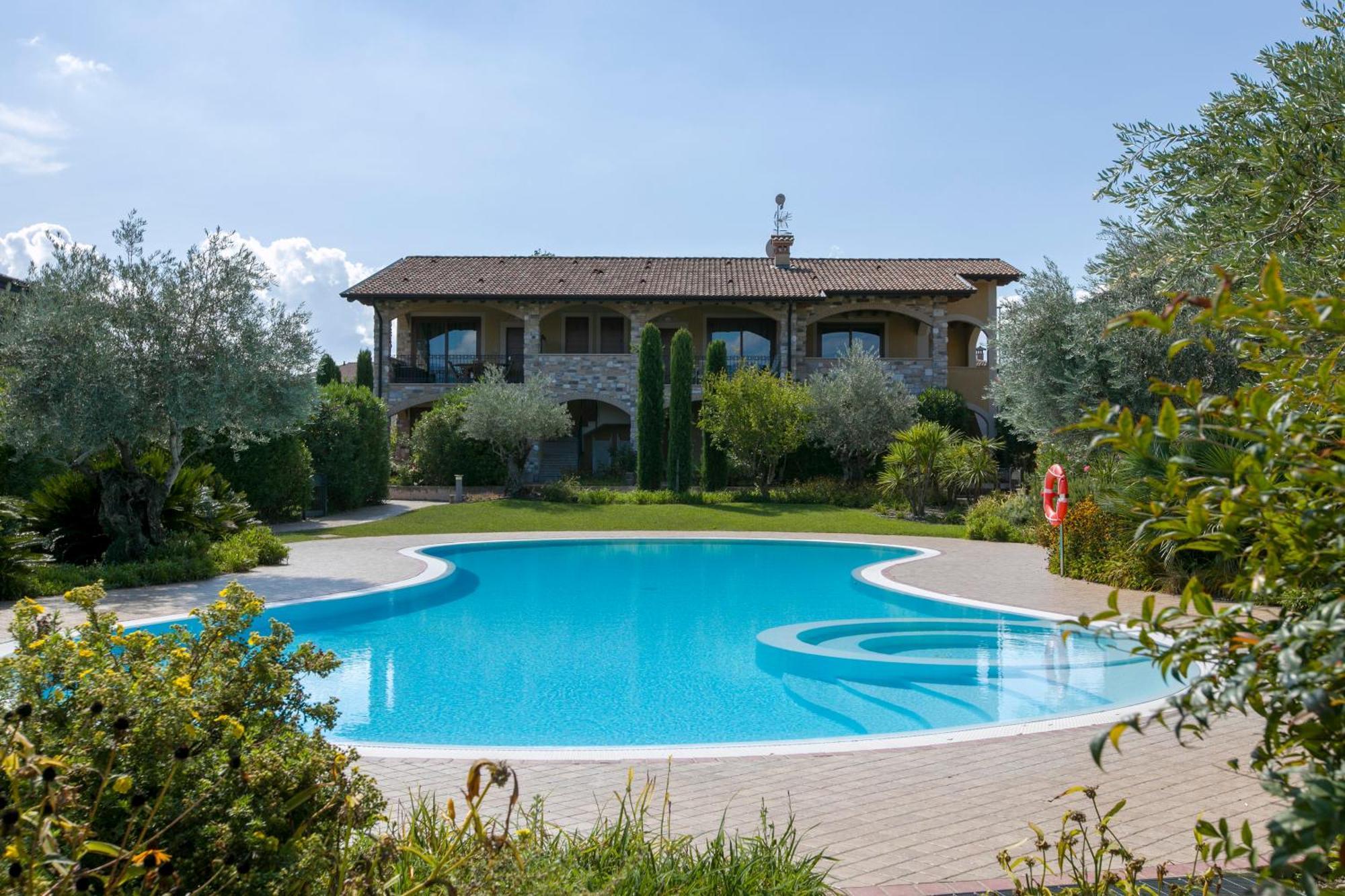 Casa Valtenesi Польпенацце-дель-Гарда Екстер'єр фото
